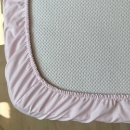 Set lenjerie de schimb pentru patut bebe 3 piese Inimioare roz (6)